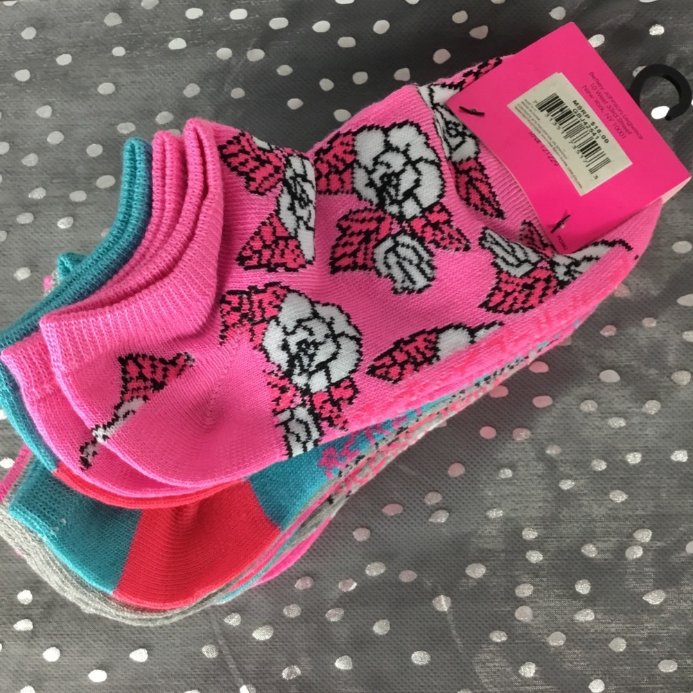 💕SALE💕NWT Betsey Johnson Low-Cut Socks-10 pair! - Picture 2 of 7